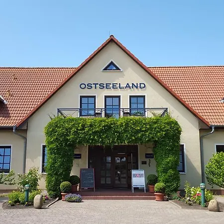 Hotel Ostseeland 3*